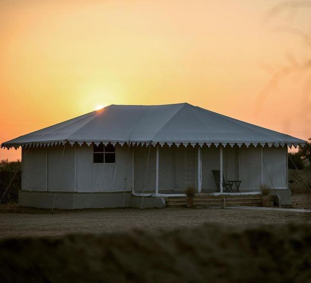 The Desert Royal Heritage Camp Jaisalmer Ngoại thất bức ảnh